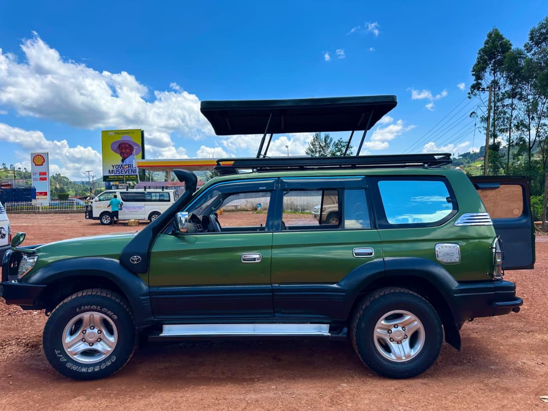 Land Cruiser Prado - Uganda to Rwanda car rental