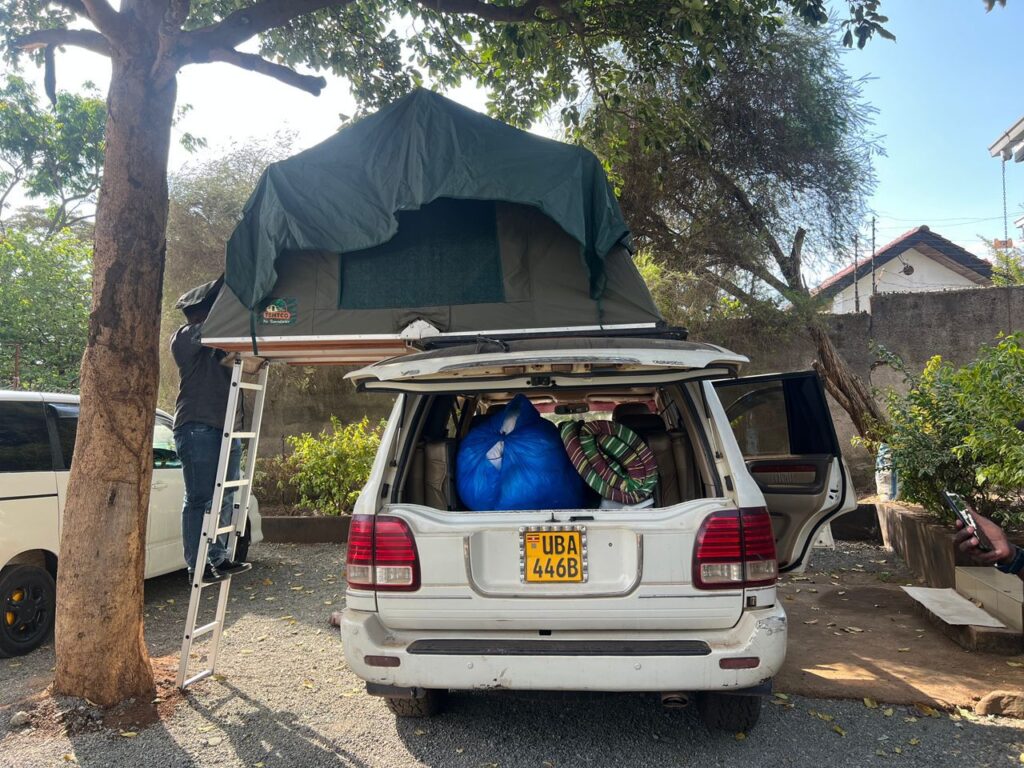 Your drive Uganda - 4x4 car rental Uganda with rooftop tent